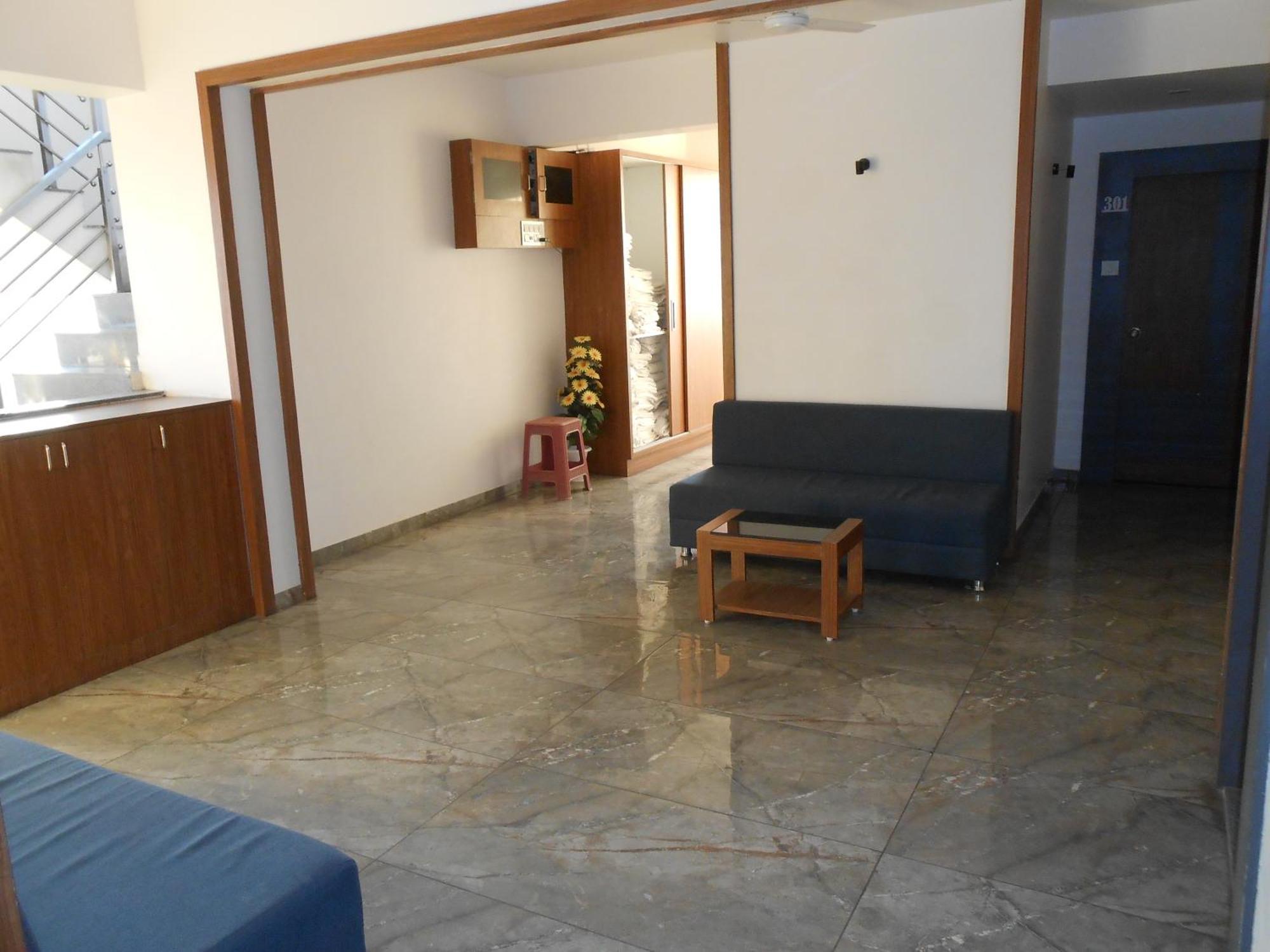 Hotel Crossview Palanpur Экстерьер фото