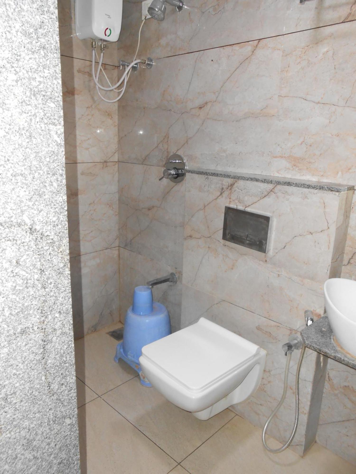 Hotel Crossview Palanpur Экстерьер фото